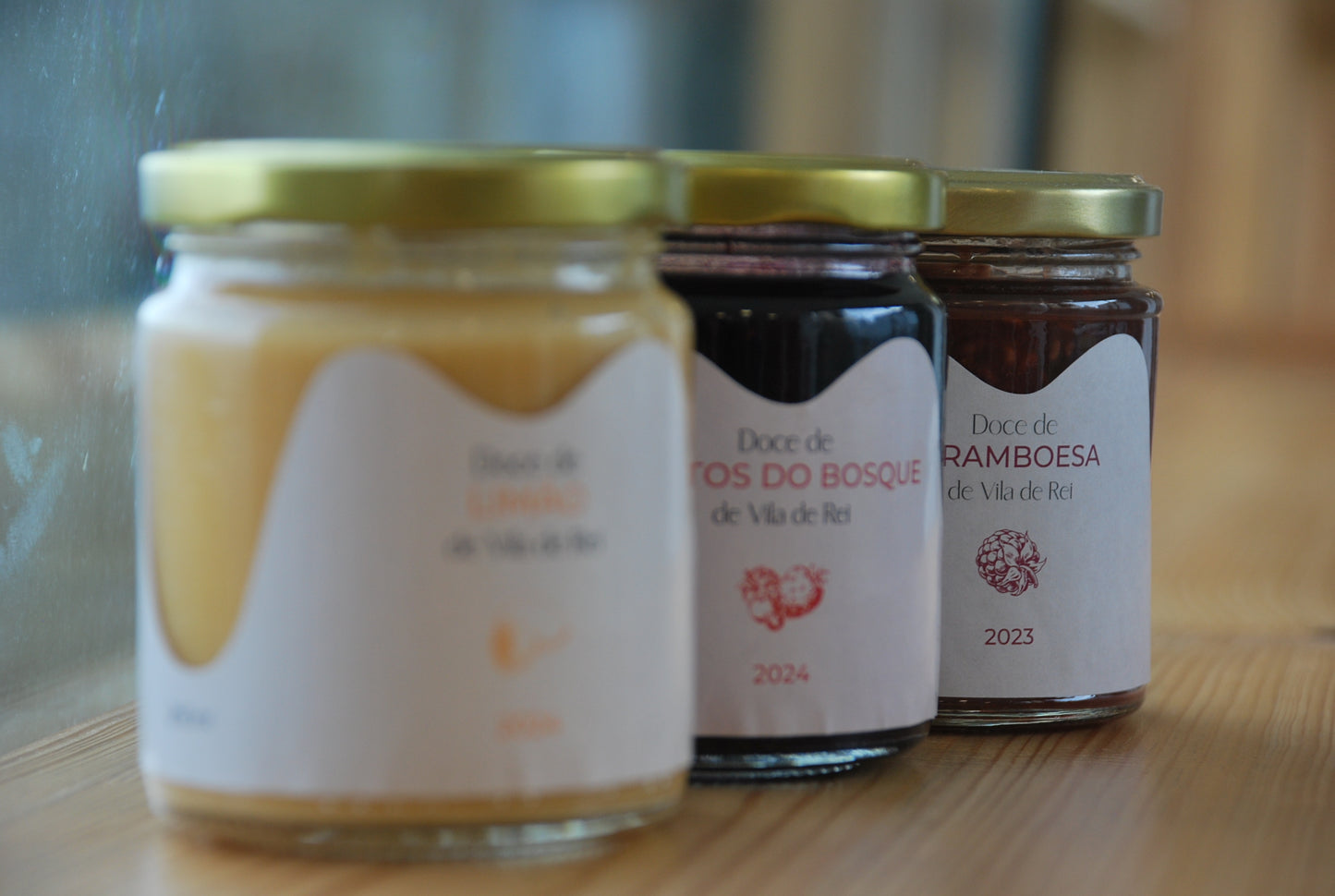 Linha de doces artesanais Rosa dos Ventos incluindo Doce de Framboesa, Doce de Limão e Doce de Frutos do Bosque