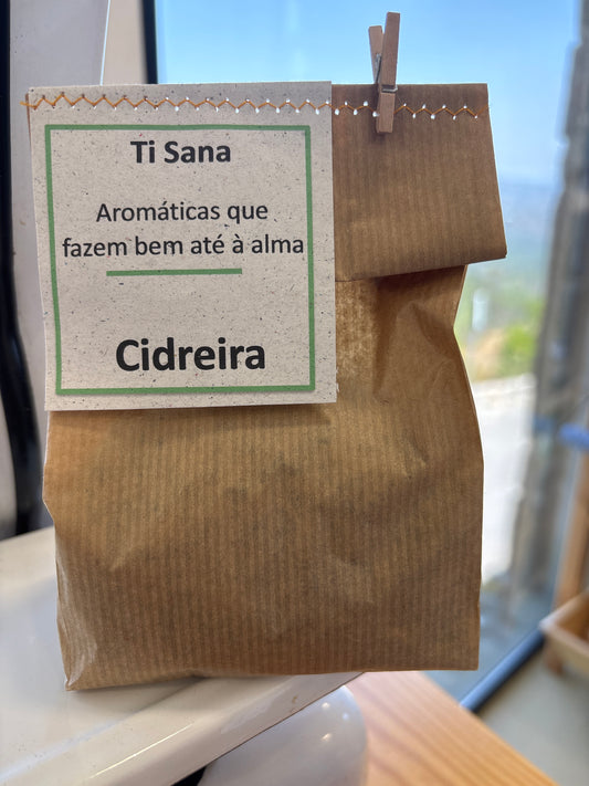 Infusão artesanal de cidreira Ti Sana em saco ecológico com etiqueta